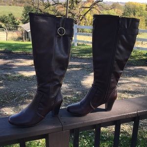 Women’s Boots